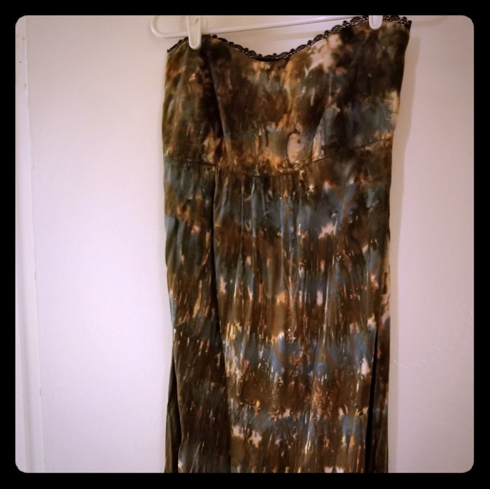Missing Polynesia strapless dress